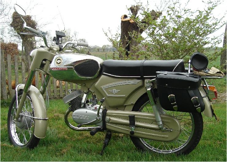 Zündapp_met_tassen_toolrol_06-04-2014_1.JPG