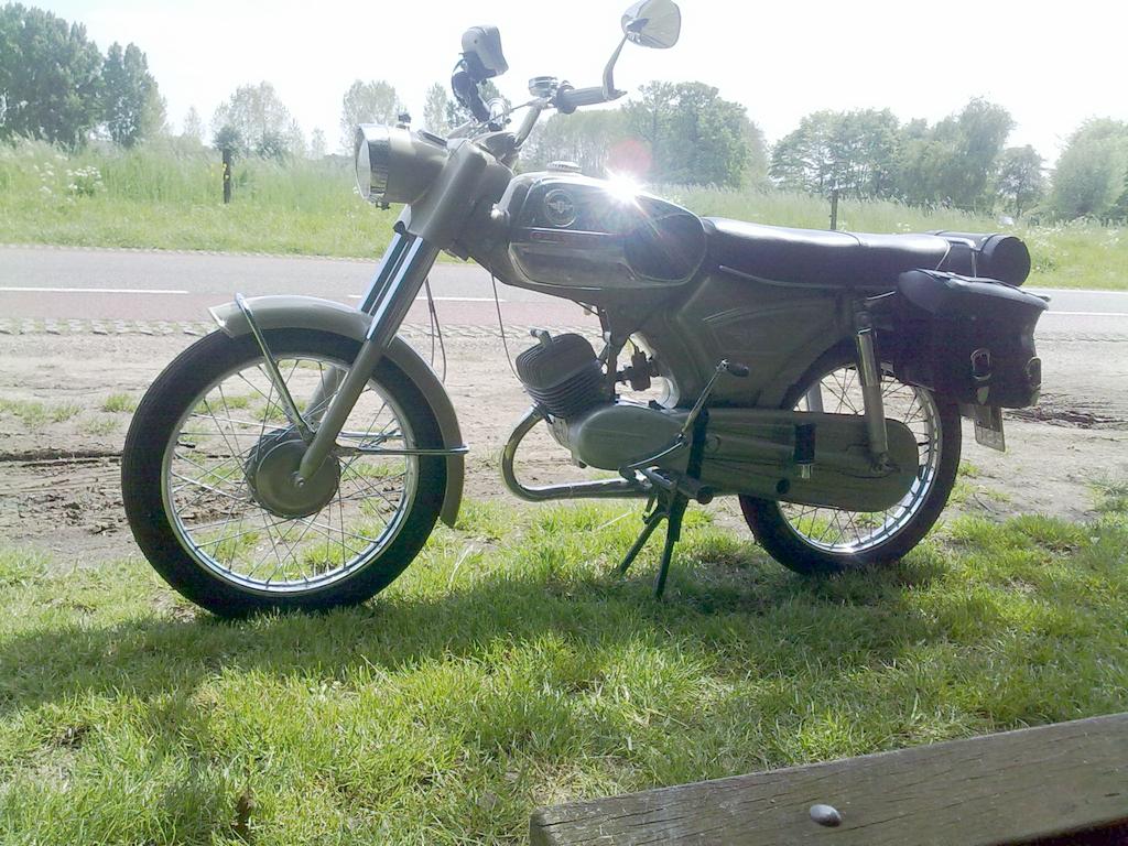 Zündapp_tochtje_04-05-2014_1_k.jpg