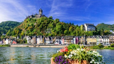 Content Afb 1520-duitsland_eifel_cochem_rijn-rivier_kasteel-huizen-planten_shutterstock.jpg